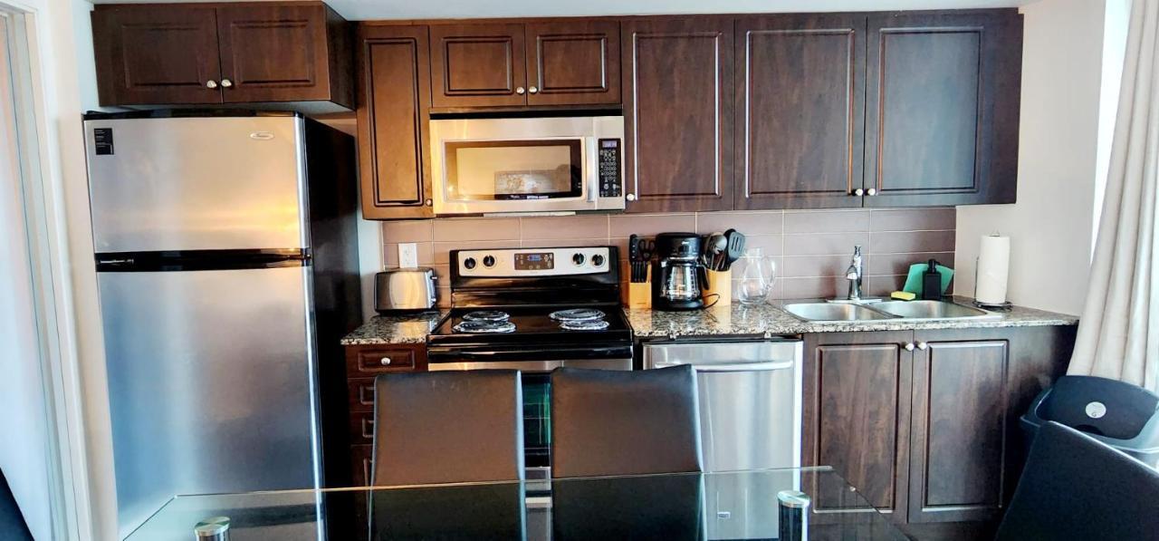 Lakefront Living Downtown Toronto - Free Parking, Gym, Indoor Pool Luaran gambar